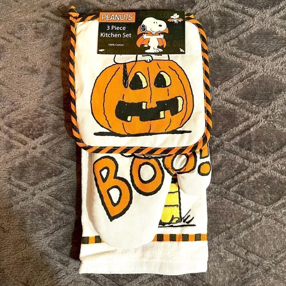 Peanuts Snoopy 3 pc towel, oven mitt & pot holder